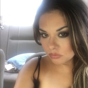 Meet your Posher, Erika